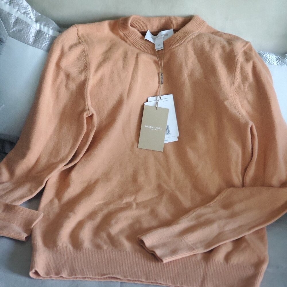 Cashmere sweater